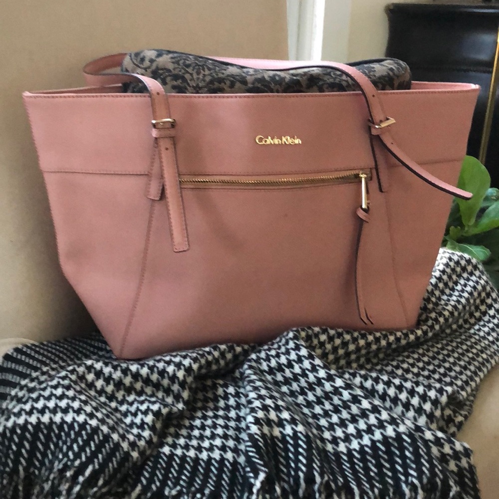 Calvin klein very nice bag